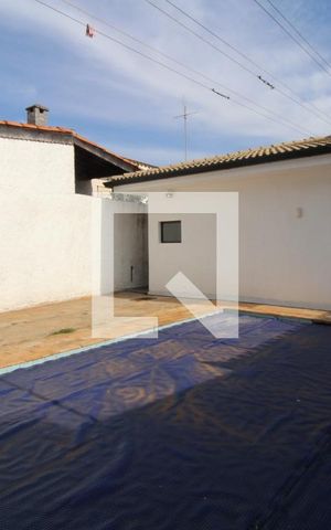 Casa à venda com 320m², 3 quartos e 4 vagasÁrea de lazer - piscina