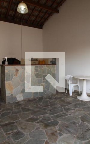 Casa à venda com 320m², 3 quartos e 4 vagasÁrea de lazer - salão de festas