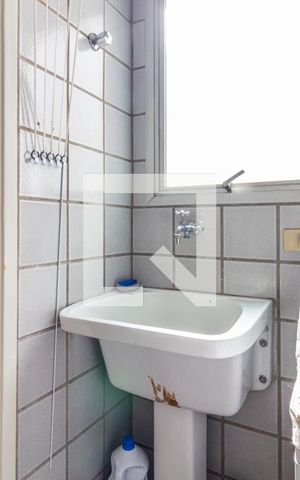 Apartamento à venda com 324m², 3 quartos e 2 vagas Apartamento à venda com 324m², 3 quartos e 2 vagasÁrea de Serviço