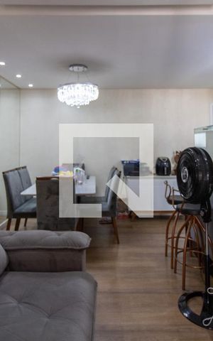 Apartamento à venda com 68m², 2 quartos e 1 vaga Apartamento à venda com 68m², 2 quartos e 1 vagaSala