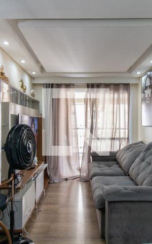 Apartamento à venda com 68m², 2 quartos e 1 vaga Apartamento à venda com 68m², 2 quartos e 1 vagaSala