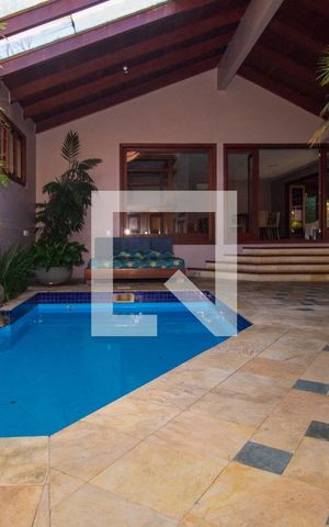 Casa de condomínio à venda com 1400m², 1 quarto e 4 vagasPiscina Coberta