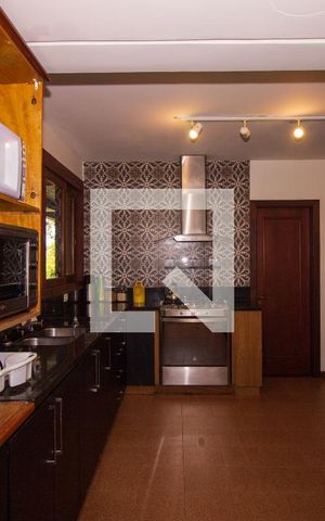 Casa de condomínio à venda com 1400m², 1 quarto e 4 vagasCozinha