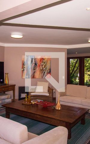 Casa de condomínio à venda com 1400m², 1 quarto e 4 vagasSala de TV 1