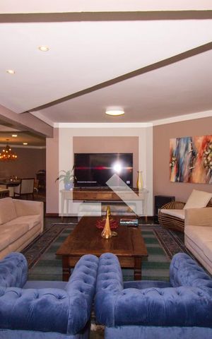 Casa de condomínio à venda com 1400m², 1 quarto e 4 vagasSala de TV 1