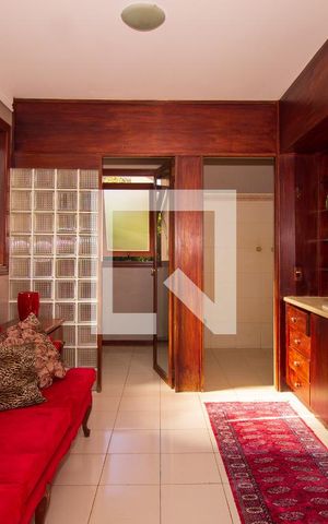 Casa de condomínio à venda com 1400m², 1 quarto e 4 vagasBanheiro da Suíte 2
