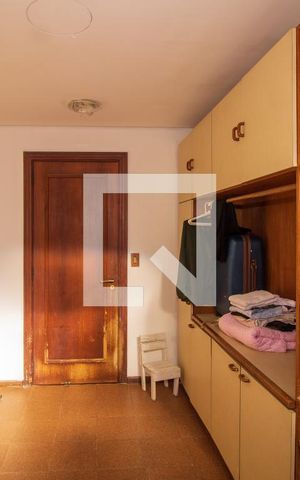 Casa de condomínio à venda com 1400m², 1 quarto e 4 vagasÁrea de Serviço
