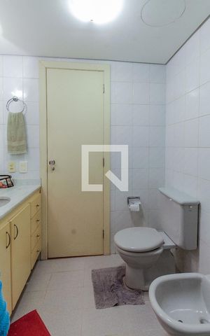 Apartamento à venda com 110m², 3 quartos e 1 vagaBanheiro da suíte