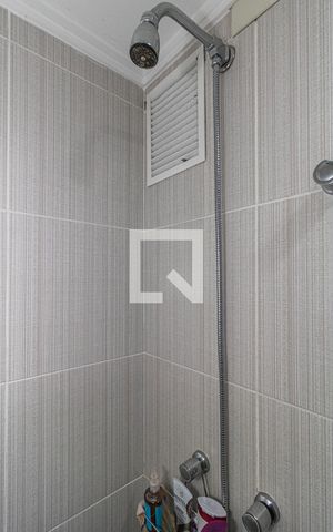 Apartamento à venda com 64m², 2 quartos e 1 vagaBanheiro Social