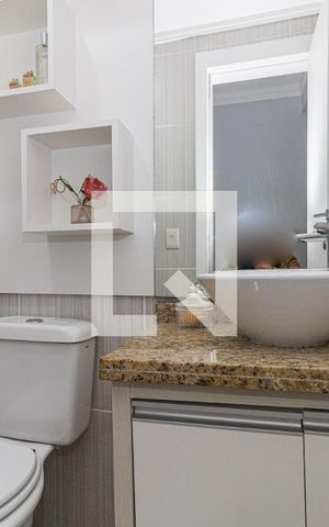 Apartamento à venda com 64m², 2 quartos e 1 vagaBanheiro Social