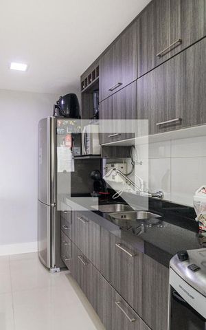 Apartamento à venda com 64m², 2 quartos e 1 vagaCozinha e Área de Serviço