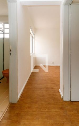 Apartamento à venda com 90m², 2 quartos e 1 vaga Apartamento à venda com 90m², 2 quartos e 1 vagaCorredor