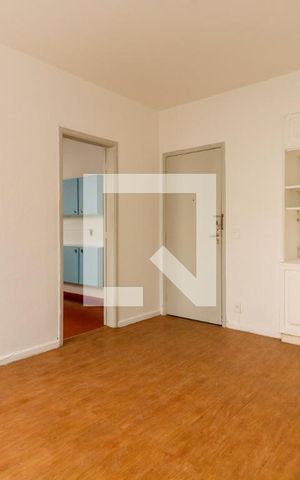 Apartamento à venda com 90m², 2 quartos e 1 vaga Apartamento à venda com 90m², 2 quartos e 1 vagaSala