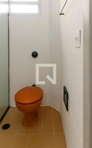 Apartamento à venda com 90m², 2 quartos e 1 vaga Apartamento à venda com 90m², 2 quartos e 1 vagaBanheiro