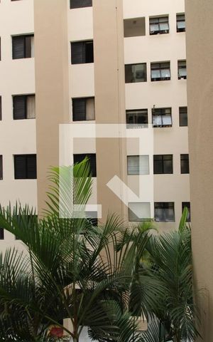 Apartamento para alugar com 49m², 2 quartos e 1 vagaVista da varanda