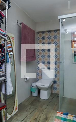 Casa à venda com 242m², 3 quartos e 2 vagasBanheiro da Suíte