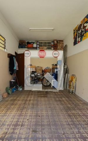 Casa à venda com 242m², 3 quartos e 2 vagasGaragem