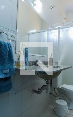Casa à venda com 242m², 3 quartos e 2 vagasBanheiro Social