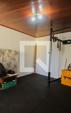 Casa à venda com 242m², 3 quartos e 2 vagasAcademia
