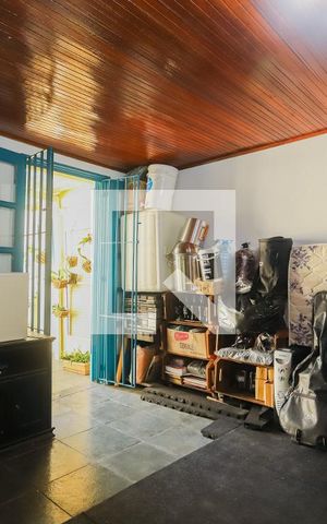 Casa à venda com 242m², 3 quartos e 2 vagasAcademia