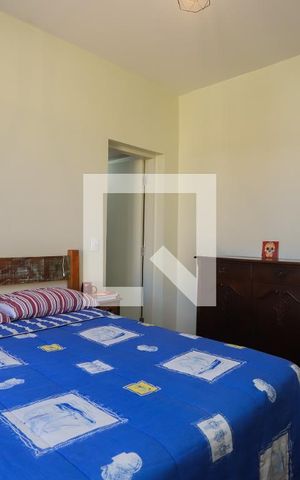 Casa à venda com 242m², 3 quartos e 2 vagasQuarto 2 - Suíte