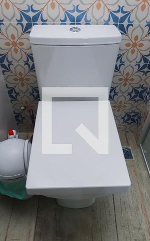 Casa à venda com 242m², 3 quartos e 2 vagasBanheiro da Suíte
