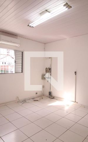 Casa à venda com 60m², 2 quartos e 1 vagaQuarto 