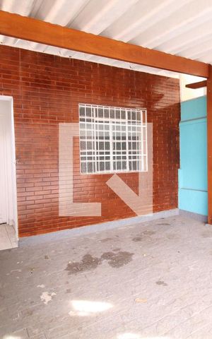 Casa à venda com 60m², 2 quartos e 1 vagaGaragem