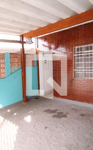 Casa à venda com 60m², 2 quartos e 1 vagaGaragem