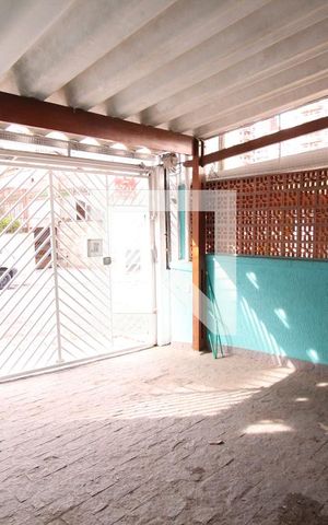 Casa à venda com 60m², 2 quartos e 1 vagaGaragem