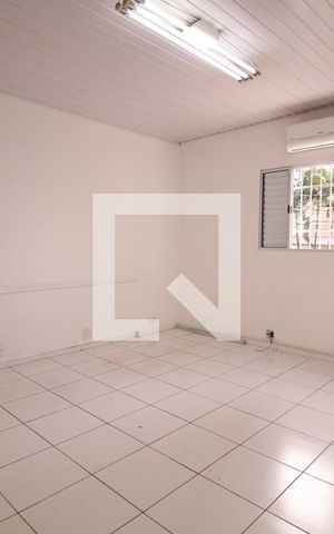 Casa à venda com 60m², 2 quartos e 1 vagaQuarto 