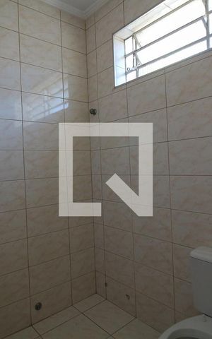 Casa à venda com 140m², 3 quartos e 1 vagaBanheiro