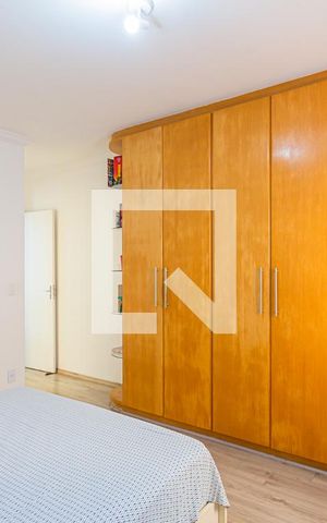 Casa à venda com 174m², 3 quartos e 2 vagas Casa à venda com 174m², 3 quartos e 2 vagasSuite