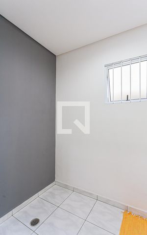 Casa à venda com 174m², 3 quartos e 2 vagas Casa à venda com 174m², 3 quartos e 2 vagasLavabo