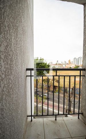 Apartamento para alugar com 45m², 2 quartos e sem vaga Apartamento para alugar com 45m², 2 quartos e sem vagaVaranda