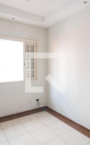 Casa à venda com 320m², 4 quartos e 4 vagas Casa à venda com 320m², 4 quartos e 4 vagasQuarto 4