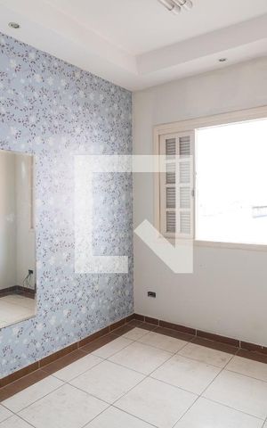 Casa à venda com 320m², 4 quartos e 4 vagas Casa à venda com 320m², 4 quartos e 4 vagasQuarto 3