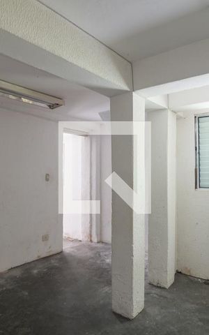 Casa à venda com 320m², 4 quartos e 4 vagas Casa à venda com 320m², 4 quartos e 4 vagasQuarto da Edícula