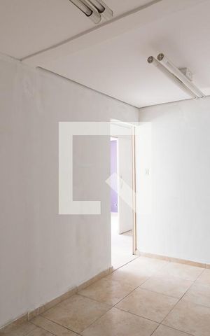 Casa à venda com 320m², 4 quartos e 4 vagas Casa à venda com 320m², 4 quartos e 4 vagasQuarto 2