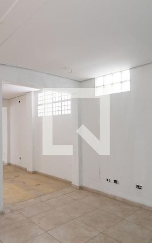 Casa à venda com 320m², 4 quartos e 4 vagas Casa à venda com 320m², 4 quartos e 4 vagasSala de Jantar