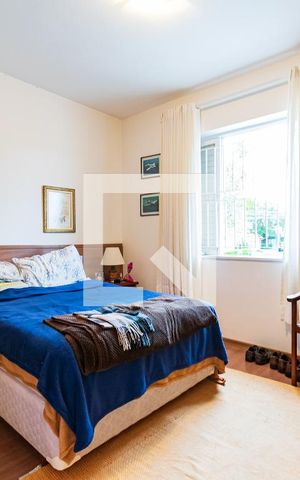 Casa à venda com 180m², 2 quartos e 2 vagas Casa à venda com 180m², 2 quartos e 2 vagasQuarto 1