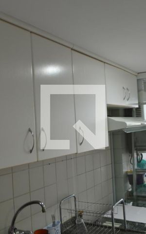 Apartamento à venda com 72m², 2 quartos e 1 vaga Apartamento à venda com 72m², 2 quartos e 1 vagaCozinha