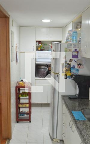 Apartamento à venda com 72m², 2 quartos e 1 vaga Apartamento à venda com 72m², 2 quartos e 1 vagaCozinha