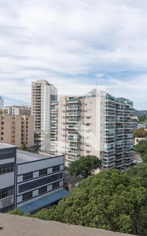 Apartamento à venda com 61m², 2 quartos e 1 vaga Apartamento à venda com 61m², 2 quartos e 1 vagaSala - Vista