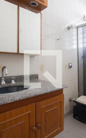 Casa para alugar com 150m², 2 quartos e 2 vagasBanheiro