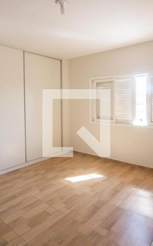 Casa para alugar com 150m², 2 quartos e 2 vagasQuarto 1