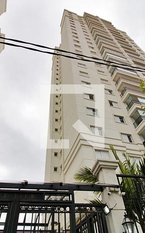 Apartamento para alugar com 86m², 3 quartos e 2 vagas Apartamento para alugar com 86m², 3 quartos e 2 vagasFachada