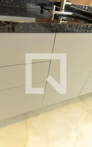 Apartamento à venda com 106m², 2 quartos e 2 vagasDetalhe Varanda