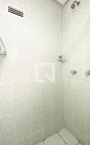 Apartamento para alugar com 70m², 2 quartos e 1 vagaBanheiro 