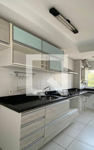 Apartamento para alugar com 70m², 2 quartos e 1 vagaCozinha e Área de Serviço